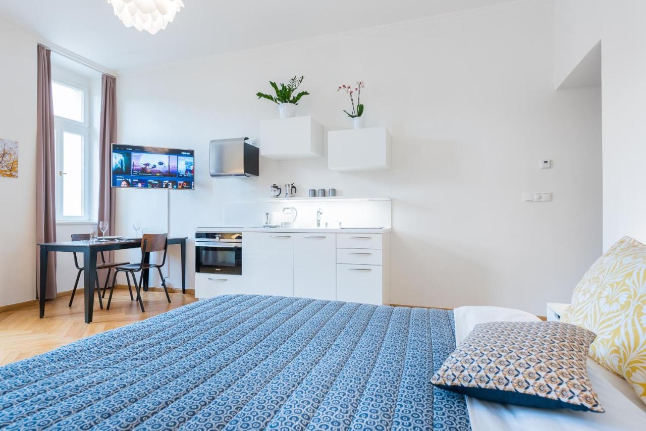 Beautiful Mala Strana Studio By Easybnb ปราก ภายนอก รูปภาพ
